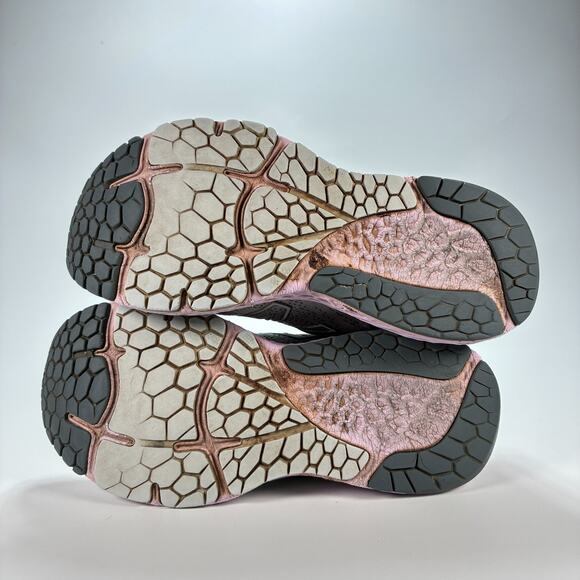 New Balance Fresh Foam 880v11 Gray Pink Low Top Running Shoes Women's Size 7 - Picture 10 of 12